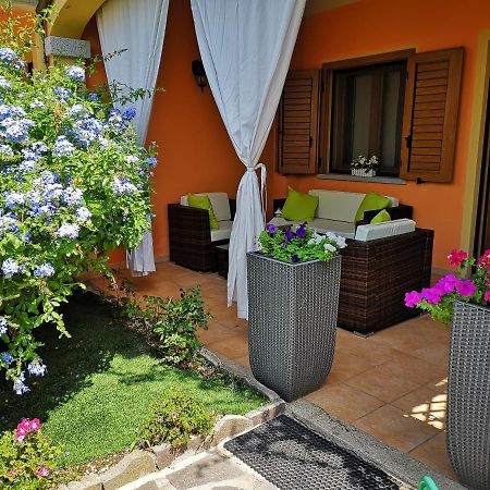 Casa Con Giardino Olbia Exterior foto